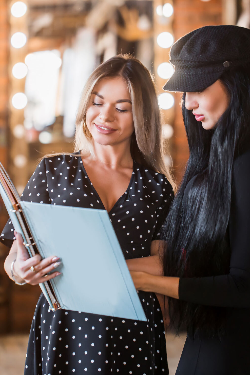 Business intelligence salon